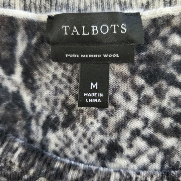 Talbots Pure Merino Wool Sweater Size M Snake Print Long Sleeves Lightweight Top - Picture 2 of 10
